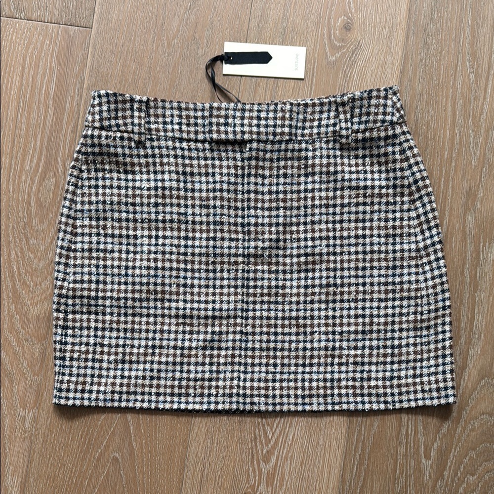 Classic Black and White Houndstooth Skirt (NWT)